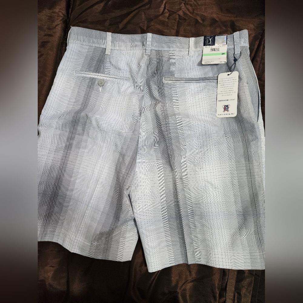 NWT PGA Tour Men's Gray & White Shorts, Size 34 - Picture 3 of 4